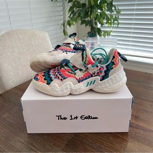 Adidas GY0925 Trae Young 1